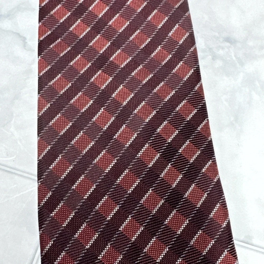 Banana Republic Men's 100% Silk Tie 60